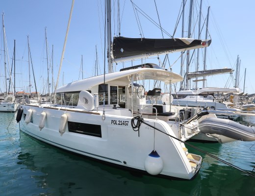 Lagoon 40