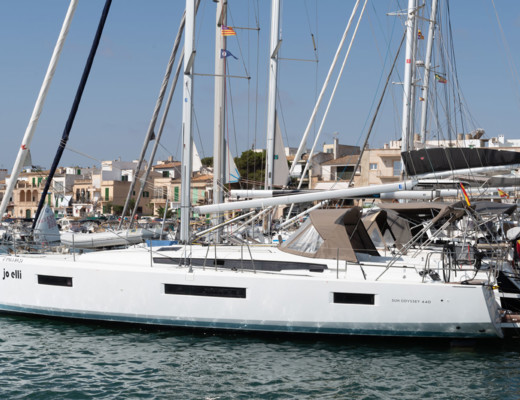 Sun Odyssey 440
