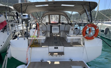 Bavaria C38