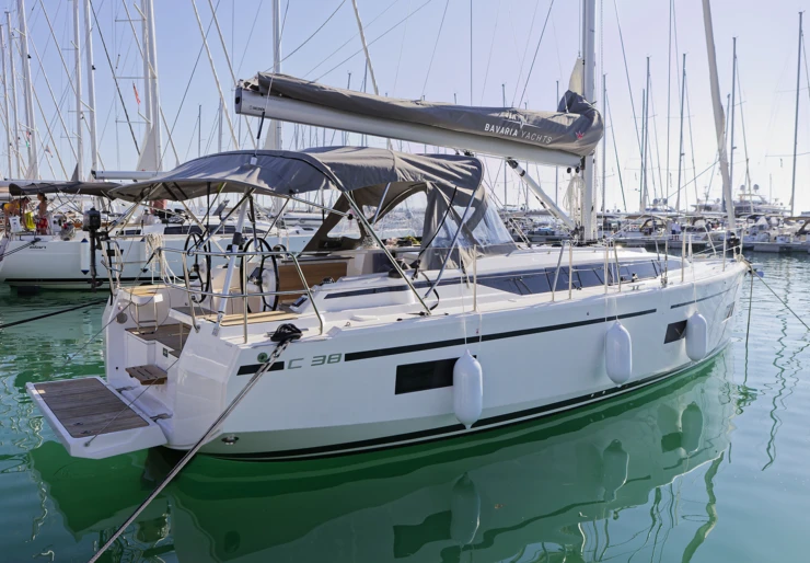 Bavaria C38 Marina Kastela | Skye