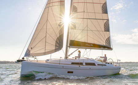 Hanse 348
