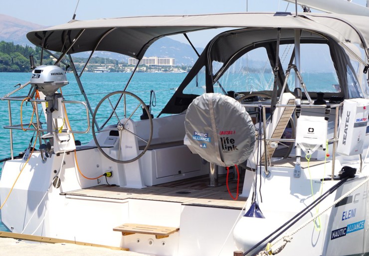 Bavaria C38 Lefkas harbour | Eleni