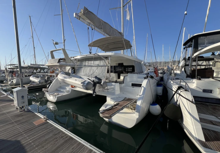 Lagoon 46 Port de Lefkas | Dos Hermanos