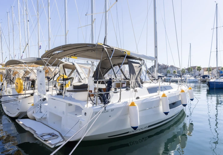 Dufour 37 ACI Marina | Nessie