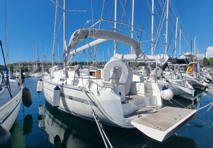 Bavaria 36 Cruiser Izola | Eleven