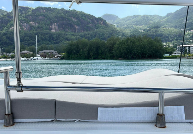 Astrea 42 Eden Island Marina | Neza