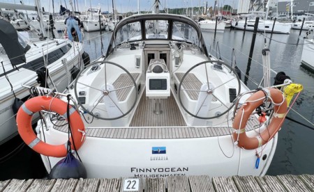 Bavaria Cruiser 37