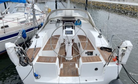 Hanse 320