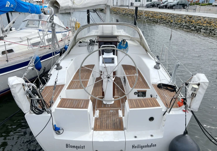Hanse 320 Heiligenhafen | Blomquist