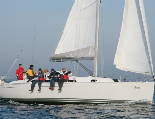 Hanse 370