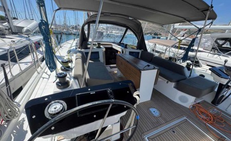 Dufour 44