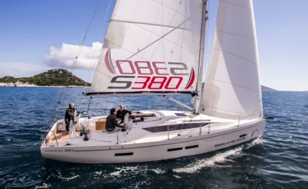 Salona 380