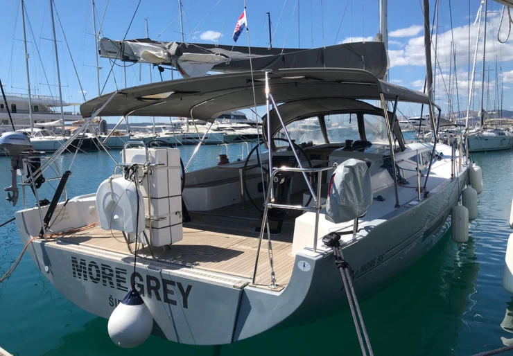 More 55 Marina Baotic | More Grey