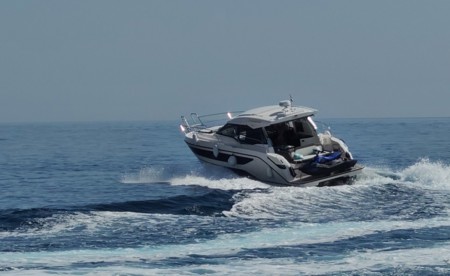Bavaria SR36HT