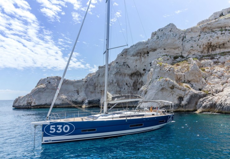 Dufour 530 Electric Hafen von Olbia | Y-JIREH