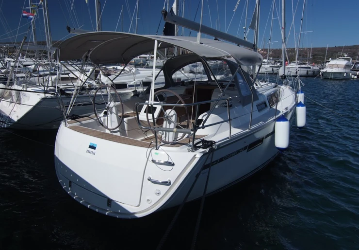 Bavaria Cruiser 34 Marina Punat | Talassa