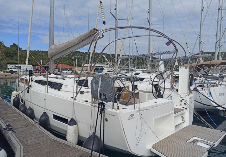 Dufour 390 GL Marina Polesana - isola di Katarina | Esko (ex Manca)