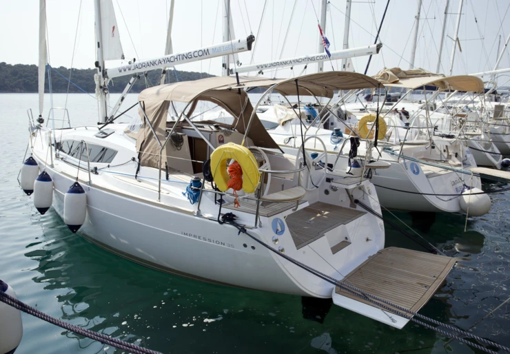 Elan Impression 35 Mali Losinj | Essi
