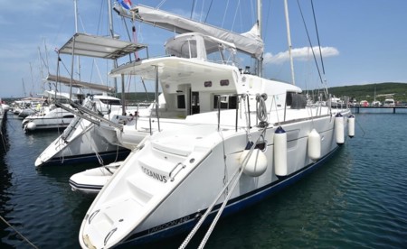 Lagoon 440