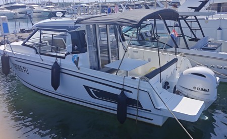 Merry Fisher 795