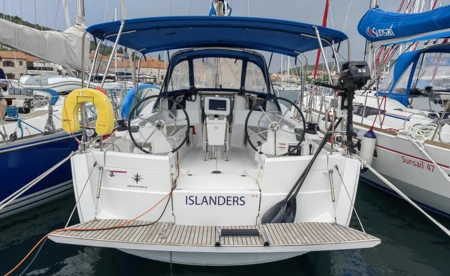 Sun Odyssey 389
