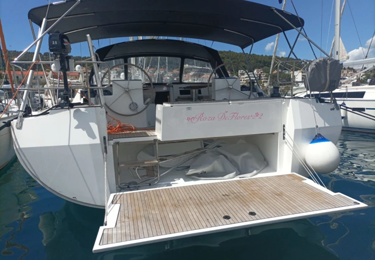 Bavaria C50 ACI Marina | Roza Deflores 2