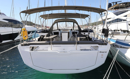 Dufour 44