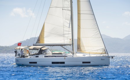 Dufour 470