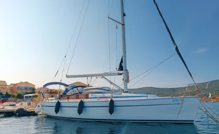 Bavaria 38