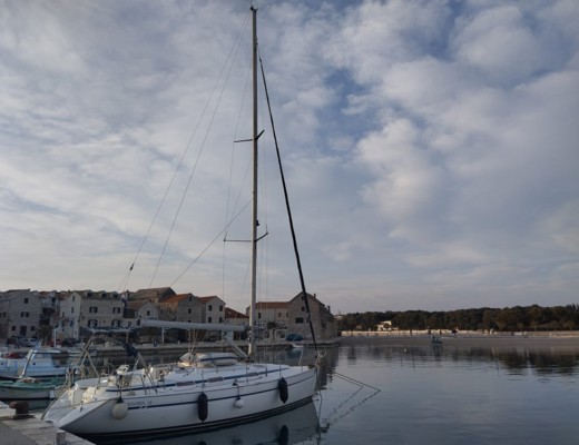 Bavaria 38