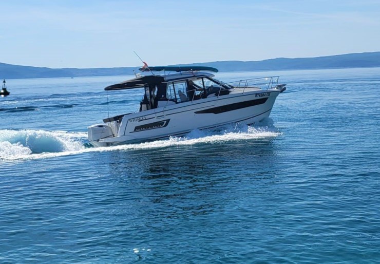 Merry Fisher 895 Novi Vinodolski - Marina Novi | Whiskey