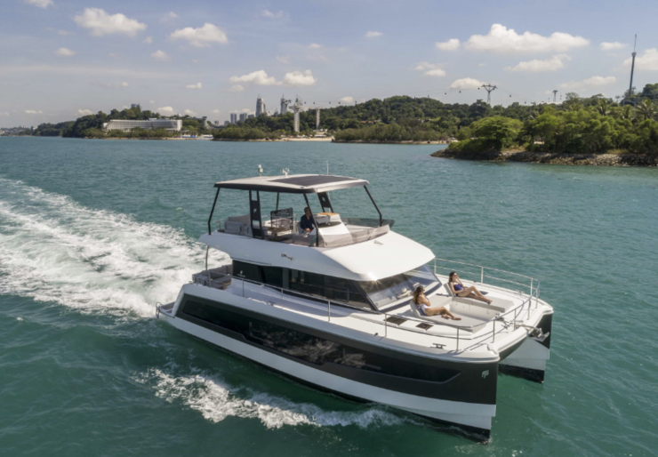 MY 6 Saint Thomas | Stephana