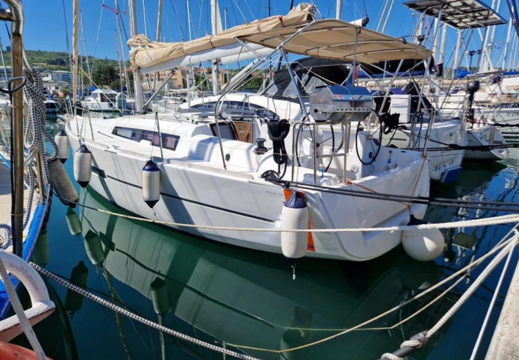 Dufour 350 GL Izola | Joy AS
