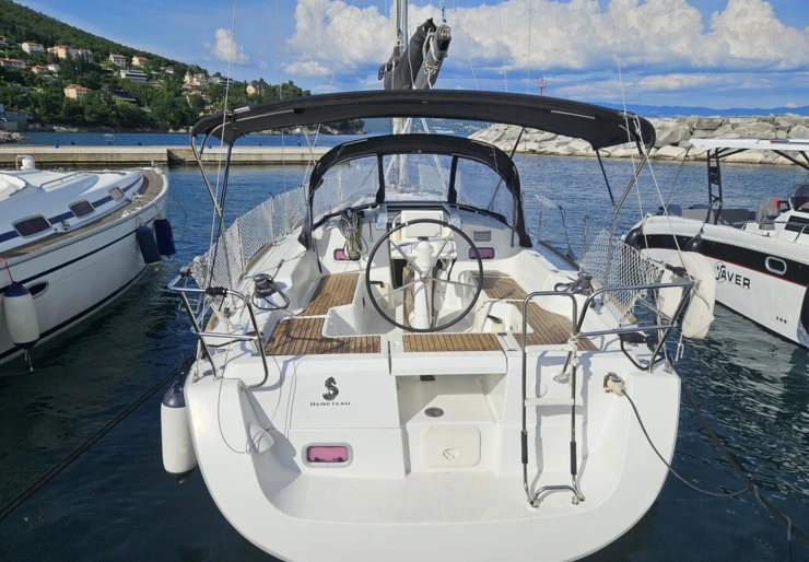 Oceanis 34 Rijeka | Finia