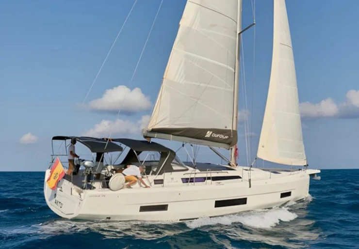 Dufour 470 GL Denia harbour | Kaito