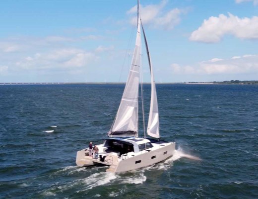 Vaan R4 Electric