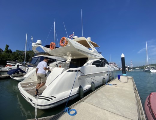 Azimut 55