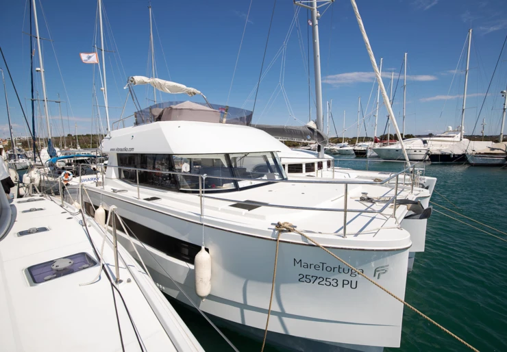 MY 37 Pomer | Mare Tortuga
