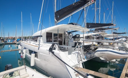 Lagoon 40