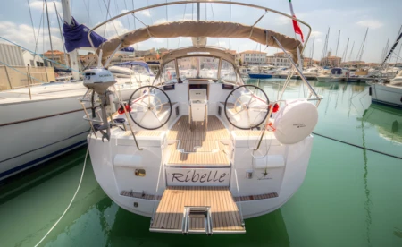 Sun Odyssey 439