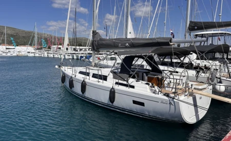 Hanse 388