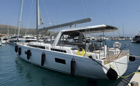 Oceanis 60