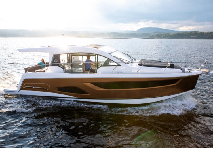 Sealine C390 Marina Kastela | Tireless