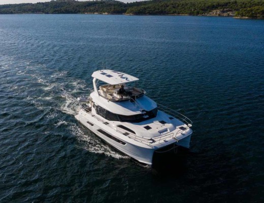Aquila 44