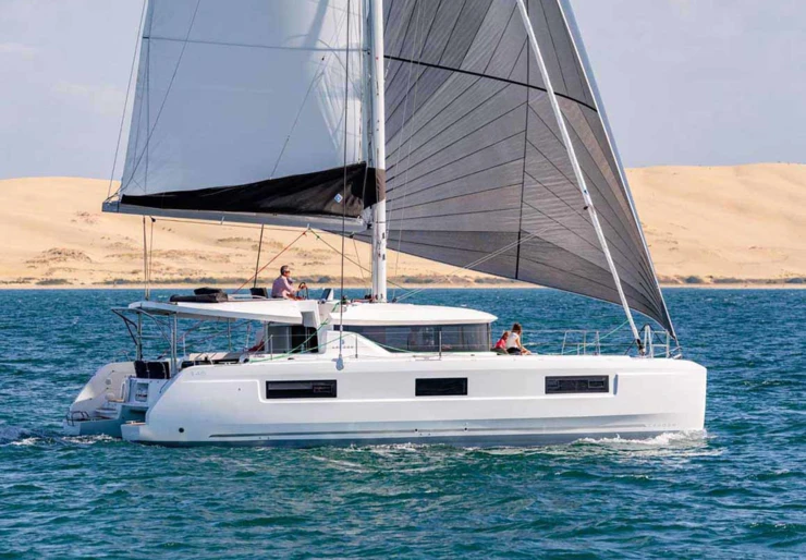 Lagoon 46 Real Club Nautico | New Horizons