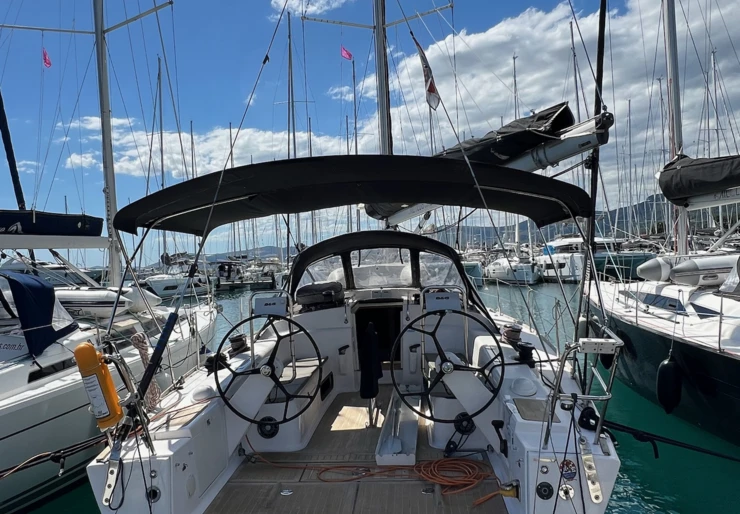 Salona 44 Marina Kastela | Calanthe