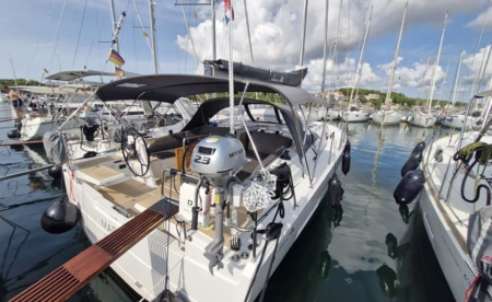 Hanse 410