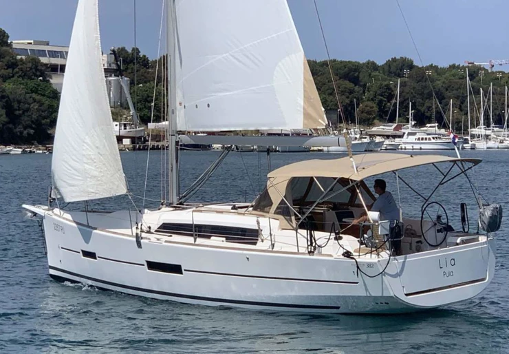 Dufour 382 GL Barth | Lia