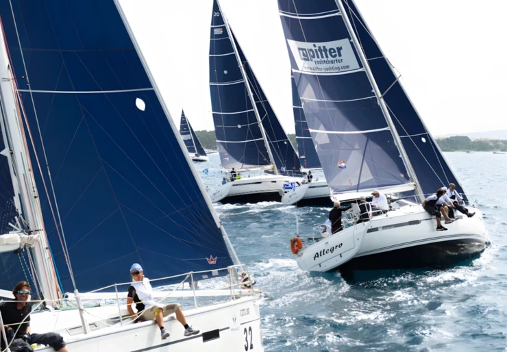 Bavaria Cruiser 40 S ACI Marina | Easy Eleven