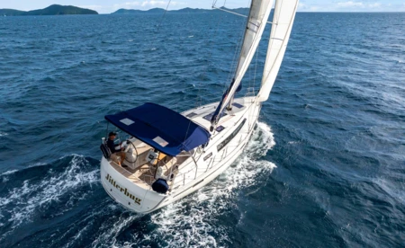 Bavaria 37